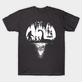 Bigfoot Loch Ness Monster Ufo And Aliens T-Shirt